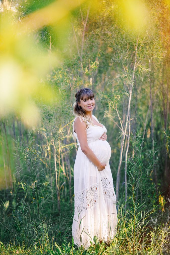 Maternity session in Calgary Pearce estate park Nathalie Terekhova photographer