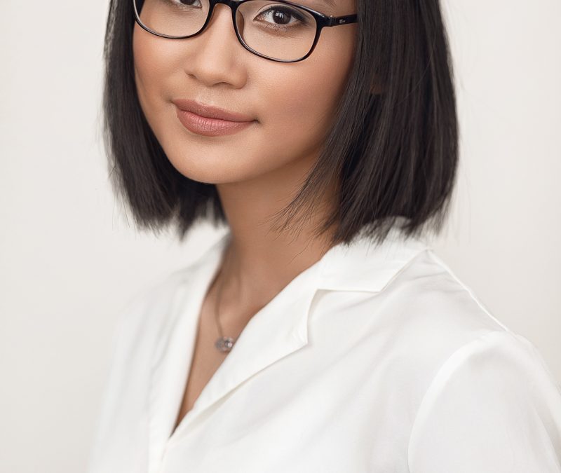 Headshot photographer Calgary